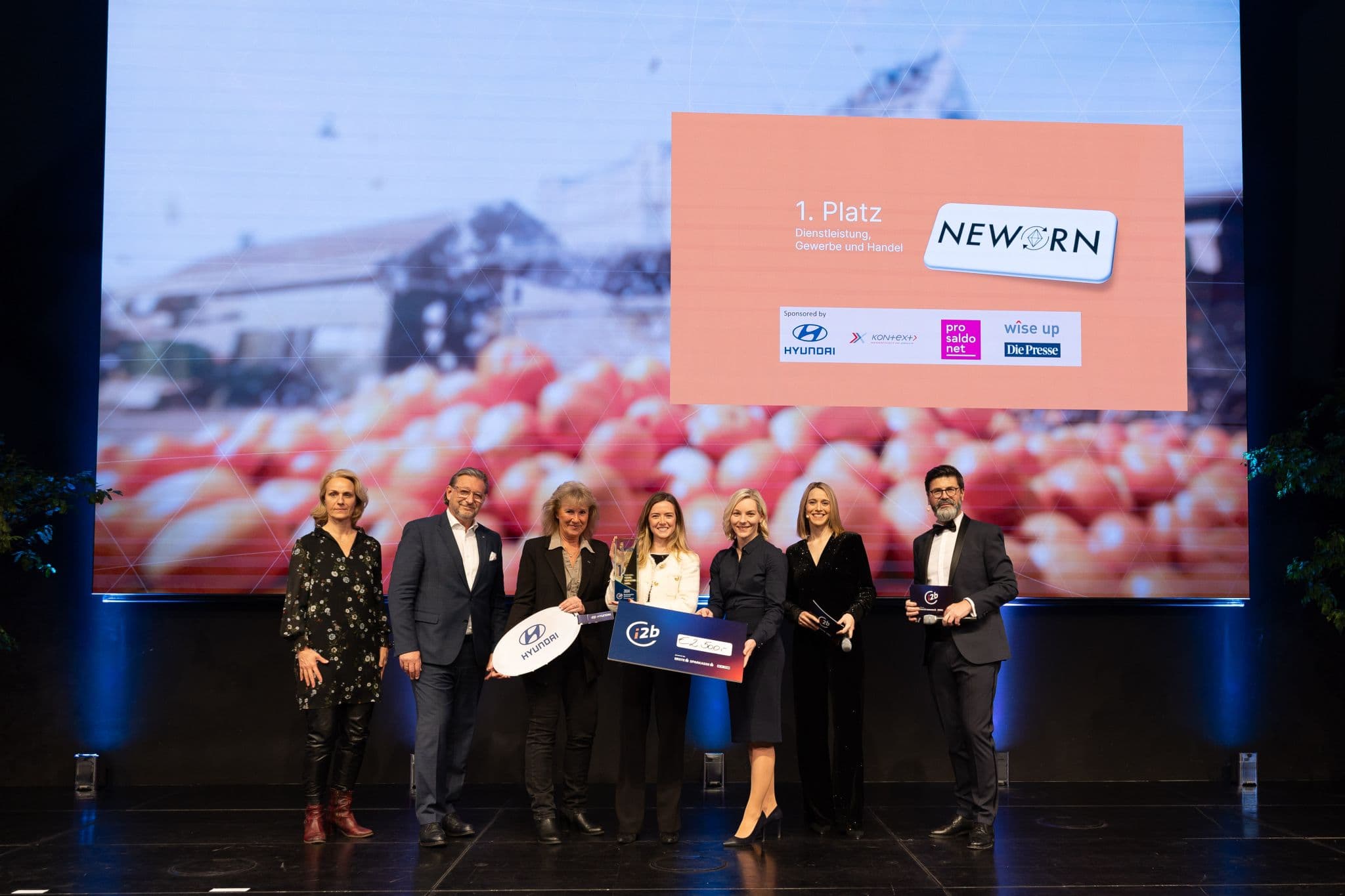 Neworn – Mobile Marketplace App for Eco-Conscious Parents showcase image